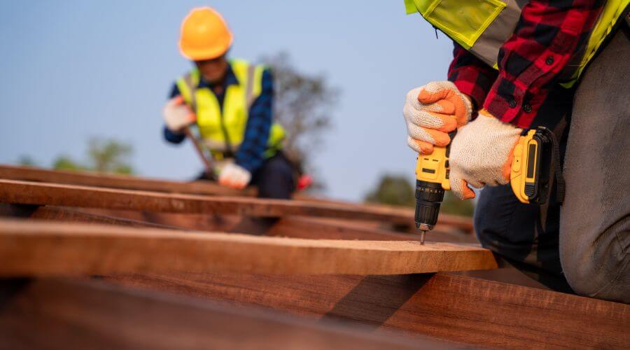 Professional gutter cleaning in Blue Island, IL